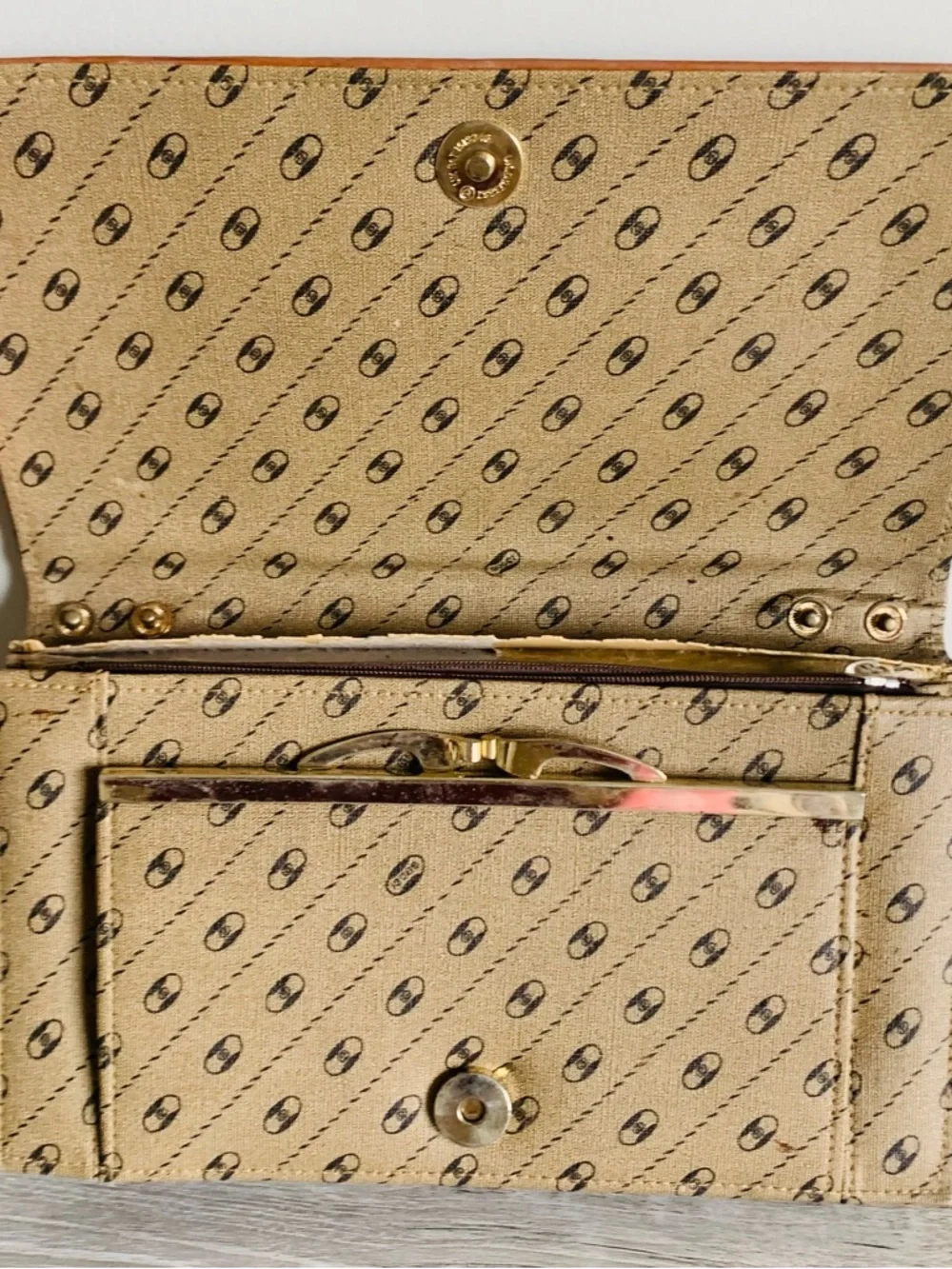 Rare Vintage GG Supreme Tan Clutch/Wallet - Picture 11 of 13